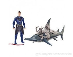 Mattel FYR96 DC Aquaman Vulko 15 cm Figur mit Hammerhai und Rüstung Spielzeug Actionfiguren ab 4 Jahren
