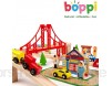 boppi – Eisenbahn für Kinder. 150 Teile Holzeisenbahn Zubehör mit 2 Lokomotiven 4 Wagons und 44 Schienen inkl. Landschaft. Spielzeug für Kinder ab 3 Jahren
